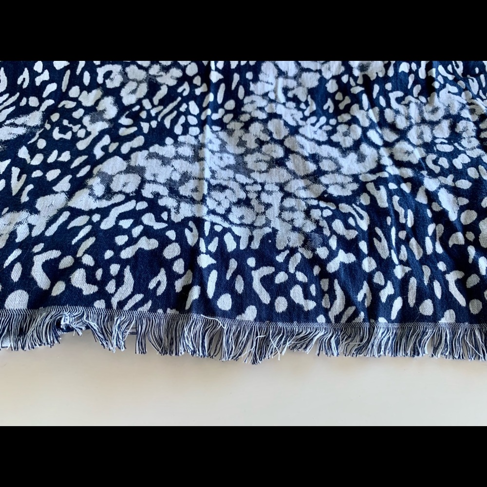 Tommy Bahama cotton leopard print scarf